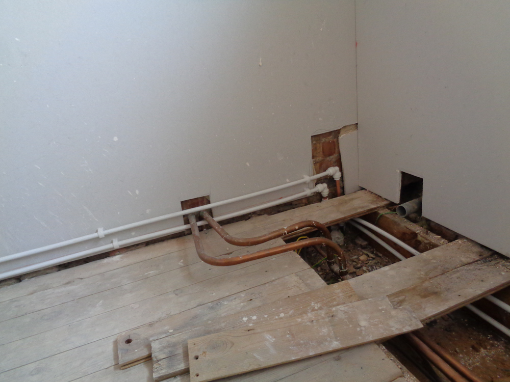 Bathroom Water Pipe Hidden Below Floor Level Earlsdon Bathrooms