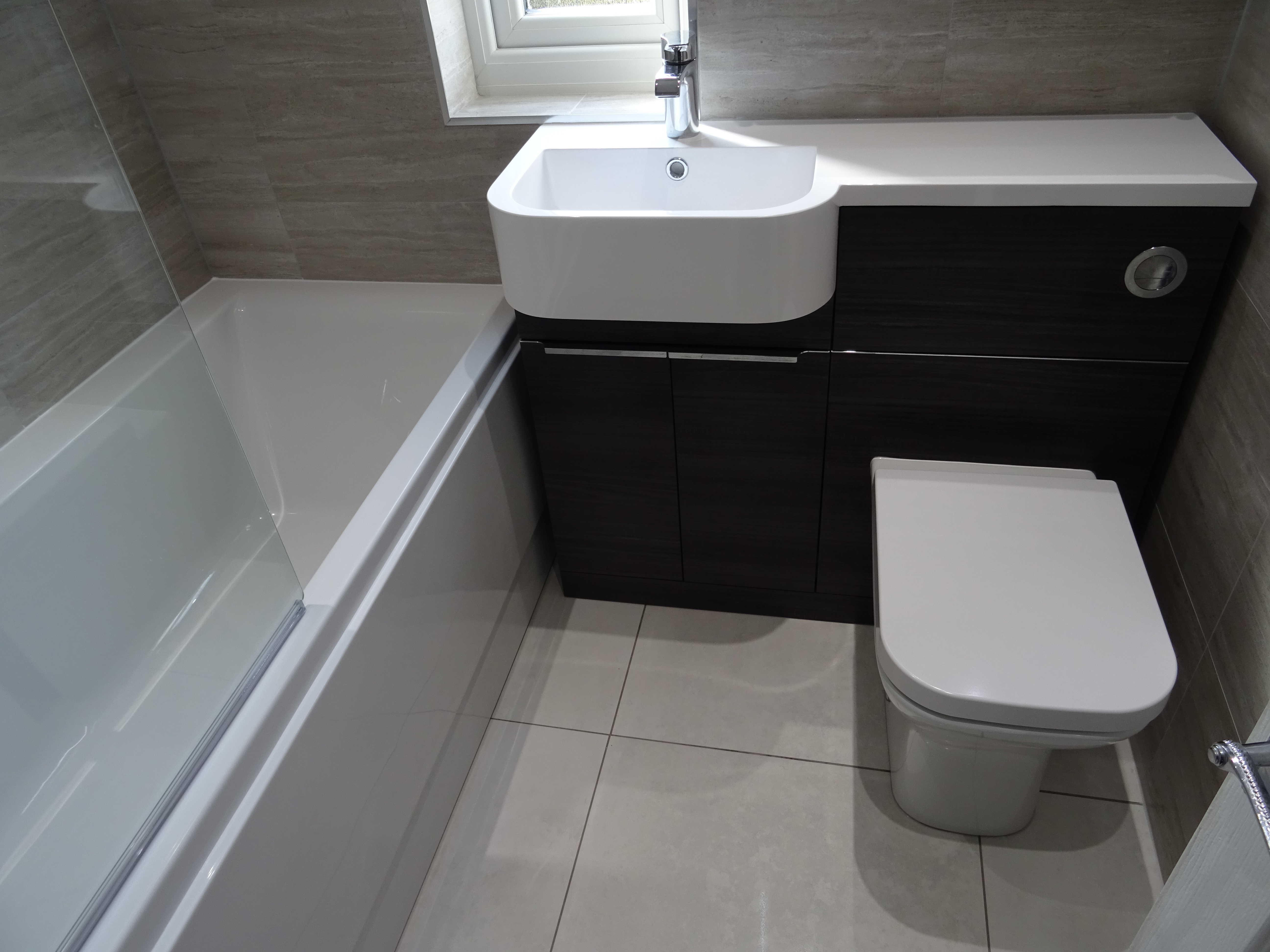 Fitted family bathroom in Coventry fully tiled